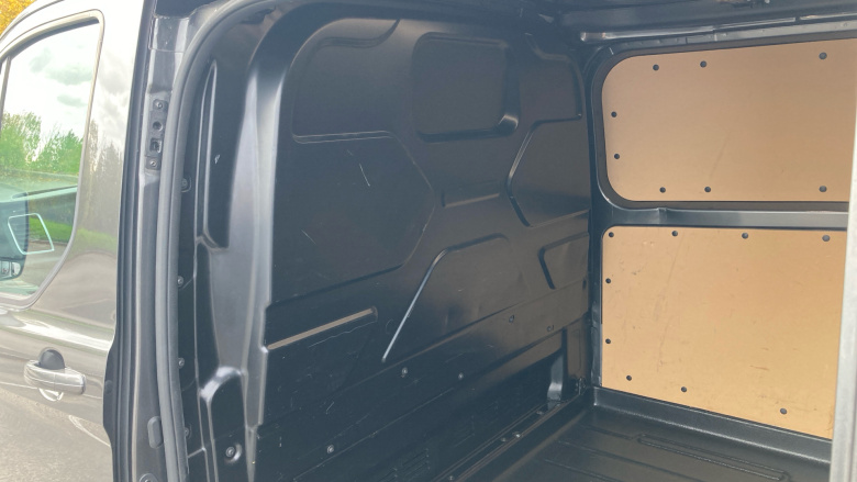 Ford Transit Custom 340 L1 Diesel Fwd 2.0 EcoBlue 170ps Low Roof Limited Van Auto